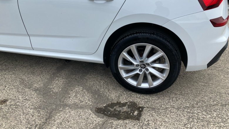 Skoda Kamiq 1.0 TSI 95 SE Edition 5dr Petrol Hatchback